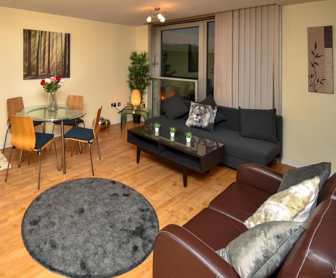 Ferienwohnung The Hub - Spacious, Bright And Modern With Free Parking Milton Keynes Exterior foto