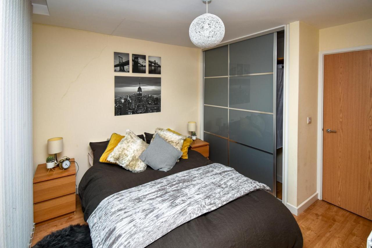 Ferienwohnung The Hub - Spacious, Bright And Modern With Free Parking Milton Keynes Exterior foto